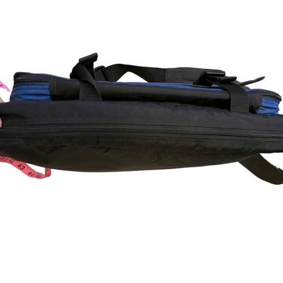 Eddie Bauer Blue & Black Messenger Bag with Laptop Carry on‎ Crossbody Bag - Picture 6 of 14